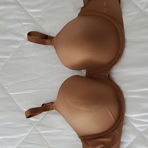 AUDEN 46 C TSHIRT BRA ADJUSTABLE STRAPS